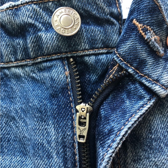 NWT American Eagle Love Embroidered Highest Rise Baggy Short Distressed Size 000 - Picture 8 of 13